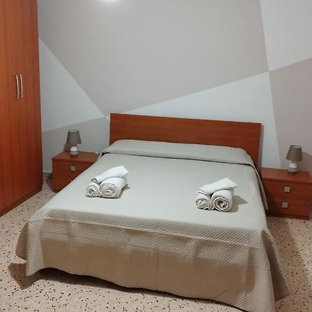 Elidelia Apartment Трапани Екстериор снимка